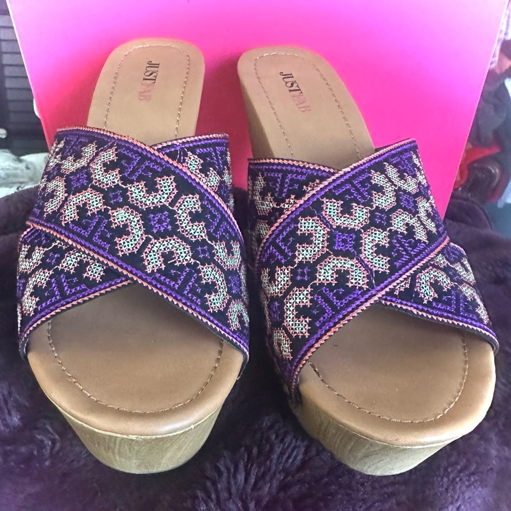JustFab Purple and Tan Platform Sandals